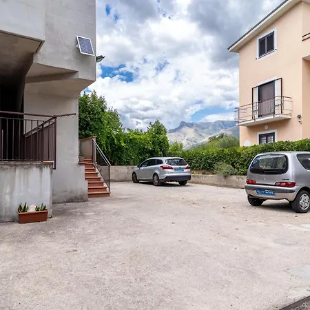 Holidays Dom wakacyjny Scauri (Lazio)